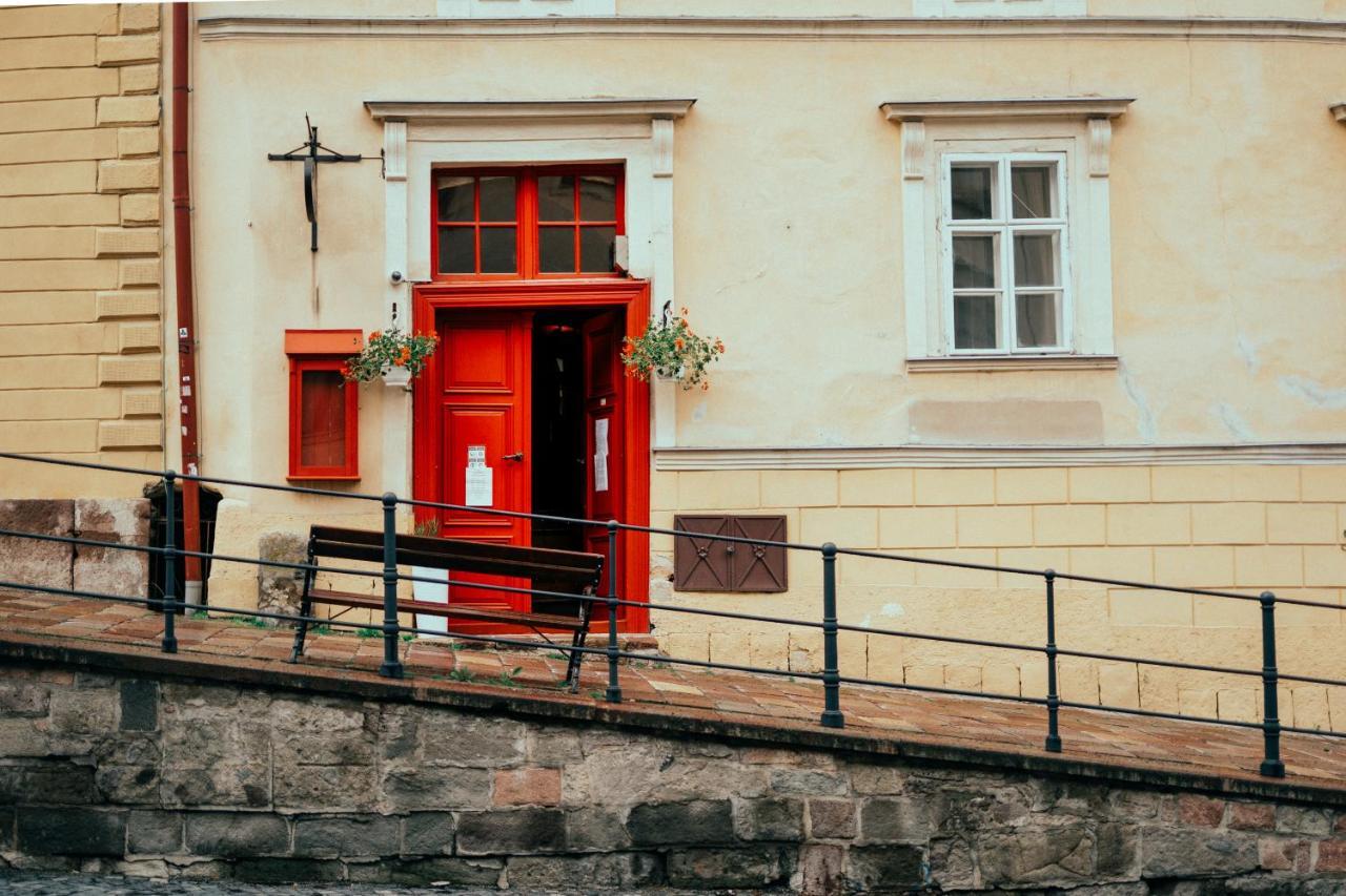 Penzion Cosmopolitan Ii. Banská Štiavnica Zewnętrze zdjęcie
